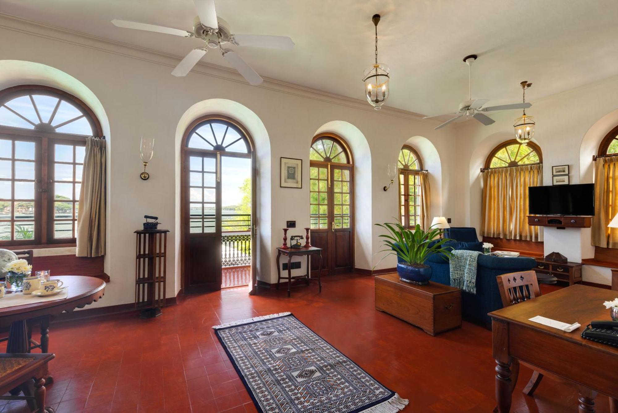 Brunton Boatyard - A Cgh Earth Experience Hotel Kochi Buitenkant foto