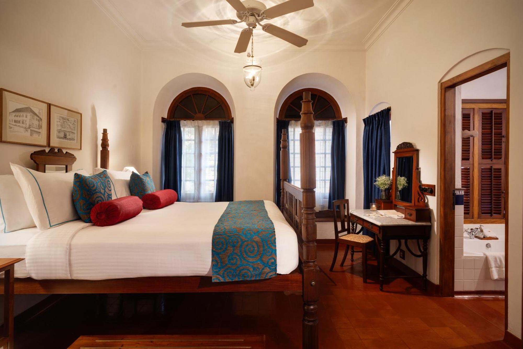Brunton Boatyard - A Cgh Earth Experience Hotel Kochi Buitenkant foto