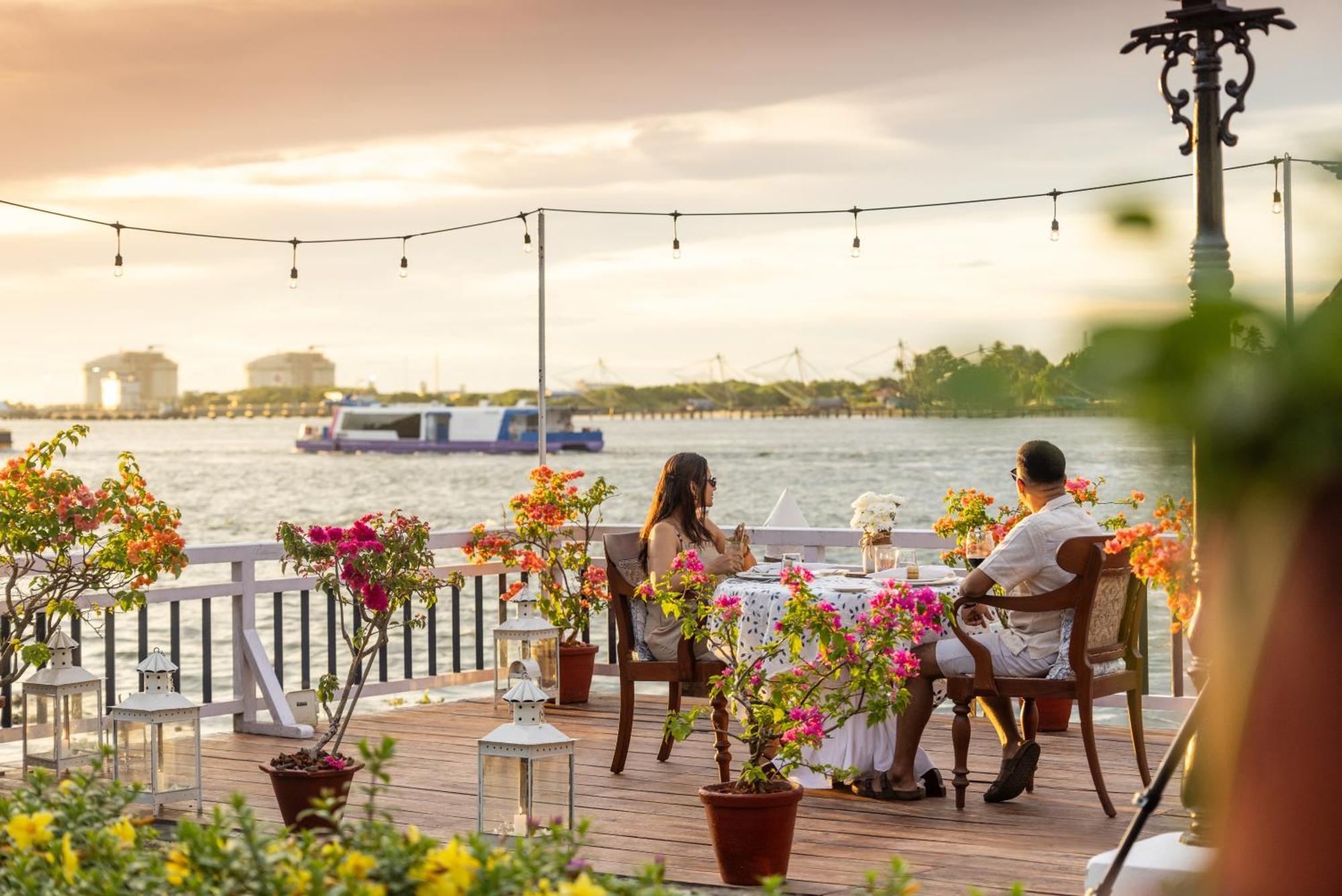 Brunton Boatyard - A Cgh Earth Experience Hotel Kochi Buitenkant foto